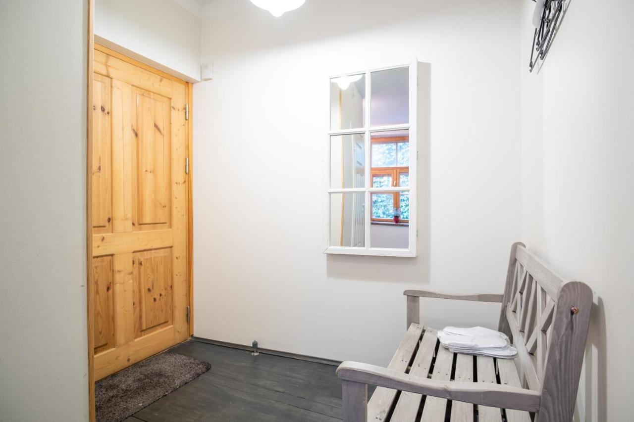 Dream Stay - Bright 2-Bedroom 2-Floor Old Town Apartment Tallinn Bagian luar foto